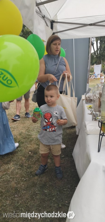 Cały świat w Krainie 100 Jezior