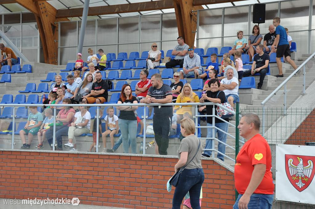 Atmosferę zawodów tworzą kibice