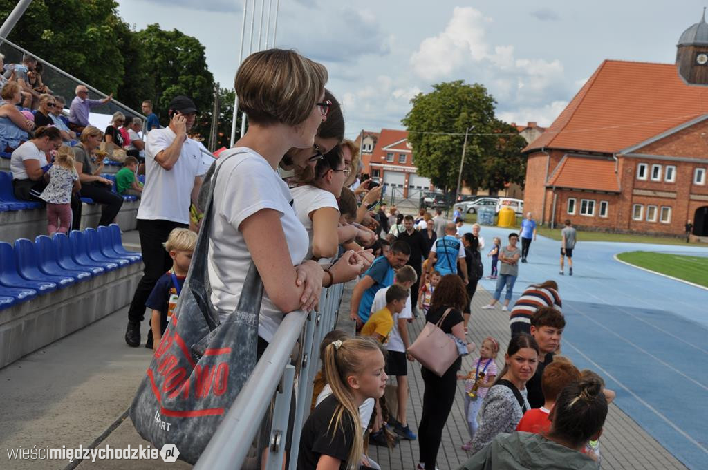 Atmosferę zawodów tworzą kibice
