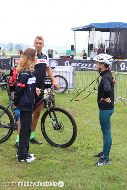Charytatywny Maraton MTB w Mokrzcu