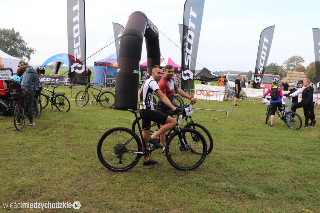 Charytatywny Maraton MTB w Mokrzcu