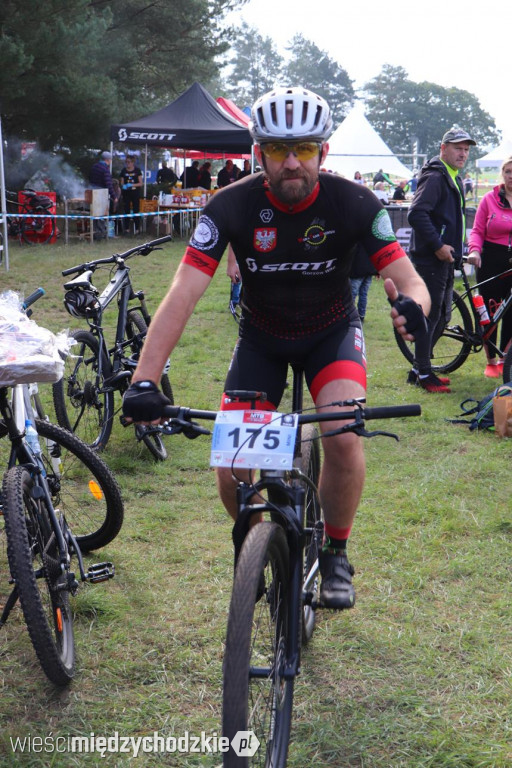 Charytatywny Maraton MTB w Mokrzcu