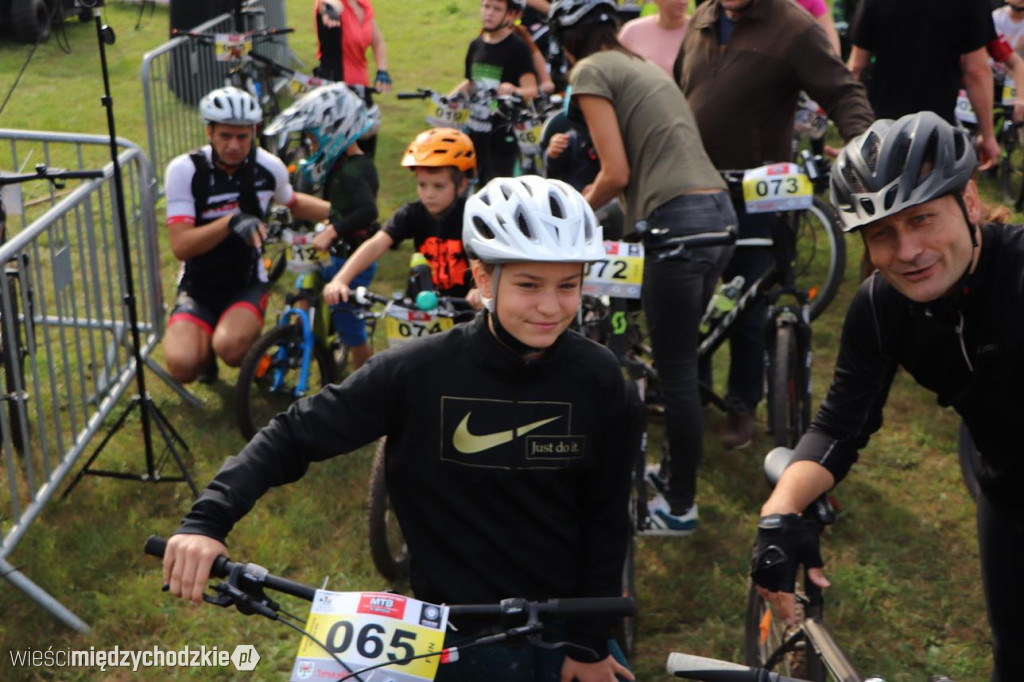 Charytatywny Maraton MTB w Mokrzcu