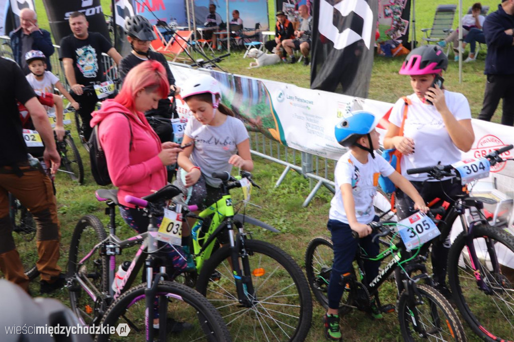 Charytatywny Maraton MTB w Mokrzcu