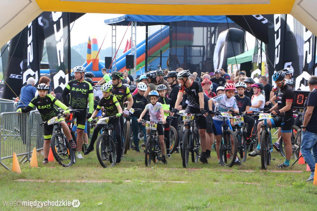 Charytatywny Maraton MTB w Mokrzcu