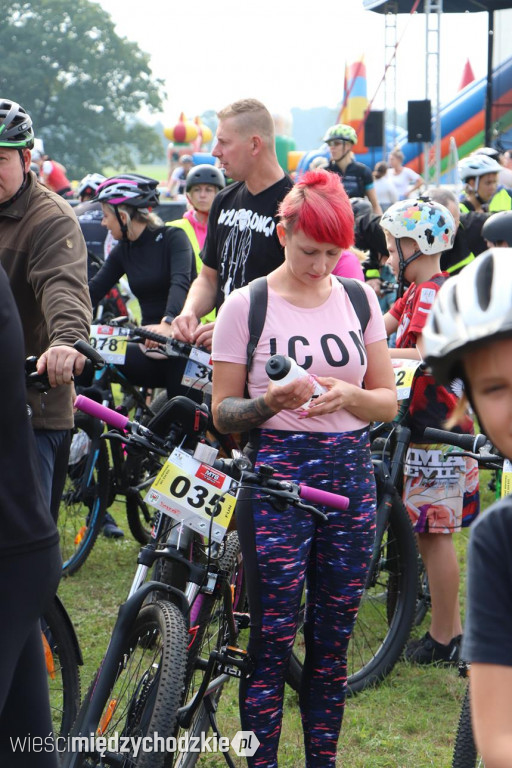 Charytatywny Maraton MTB w Mokrzcu