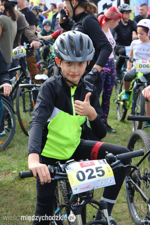 Charytatywny Maraton MTB w Mokrzcu
