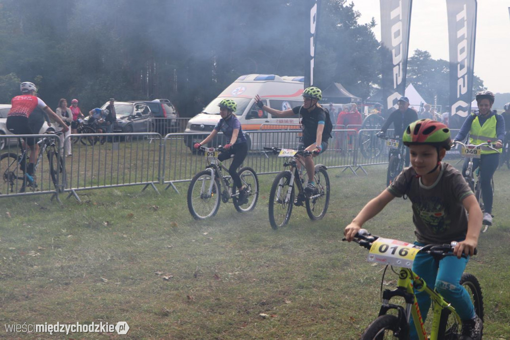 Charytatywny Maraton MTB w Mokrzcu