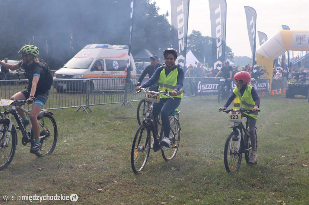 Charytatywny Maraton MTB w Mokrzcu