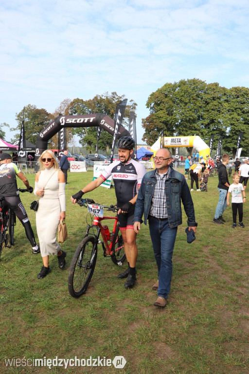 Charytatywny Maraton MTB w Mokrzcu
