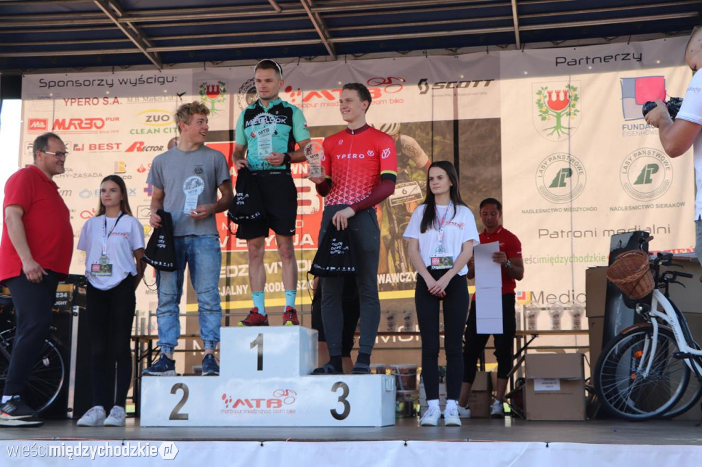 Charytatywny Maraton MTB w Mokrzcu