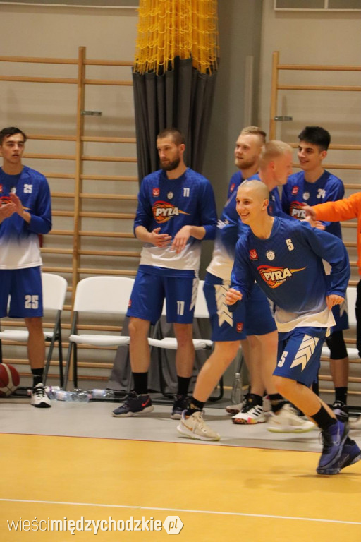 Sokół Międzychód przegrywa derby