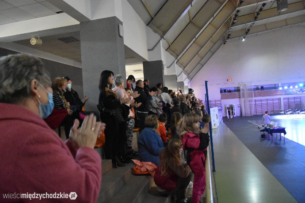 Wyjątkowe muzyczno-taneczne widowisko Show Parada