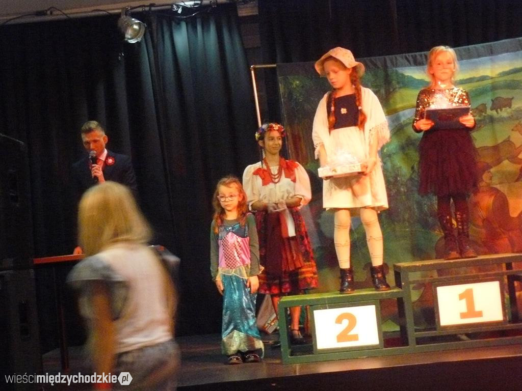 Festyn patriotyczno-rodzinny w Sierakowie