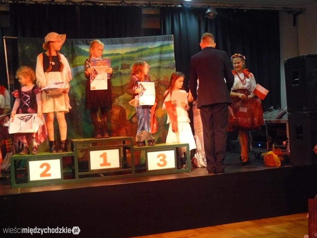 Festyn patriotyczno-rodzinny w Sierakowie