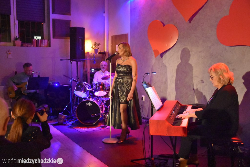 Odsłonić twarz. Recital Joanny Florczak