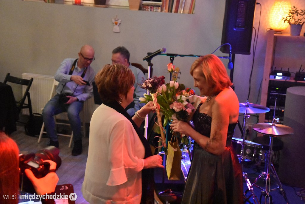 Odsłonić twarz. Recital Joanny Florczak