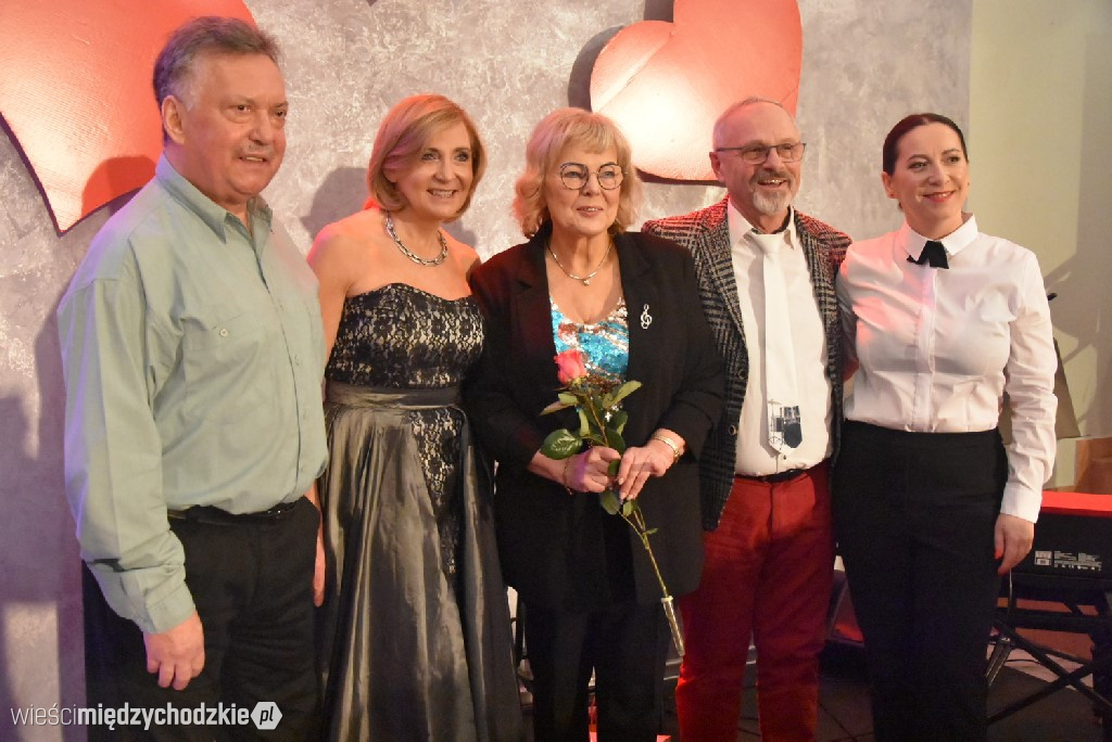 Odsłonić twarz. Recital Joanny Florczak