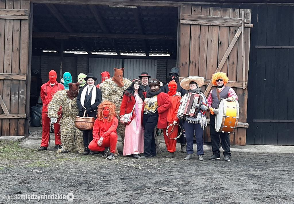 Kolorowy korowód w Kamionnie