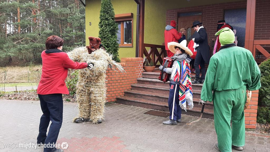 Kolorowy korowód w Kamionnie