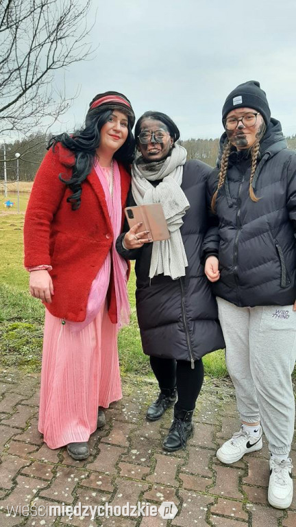Kolorowy korowód w Kamionnie