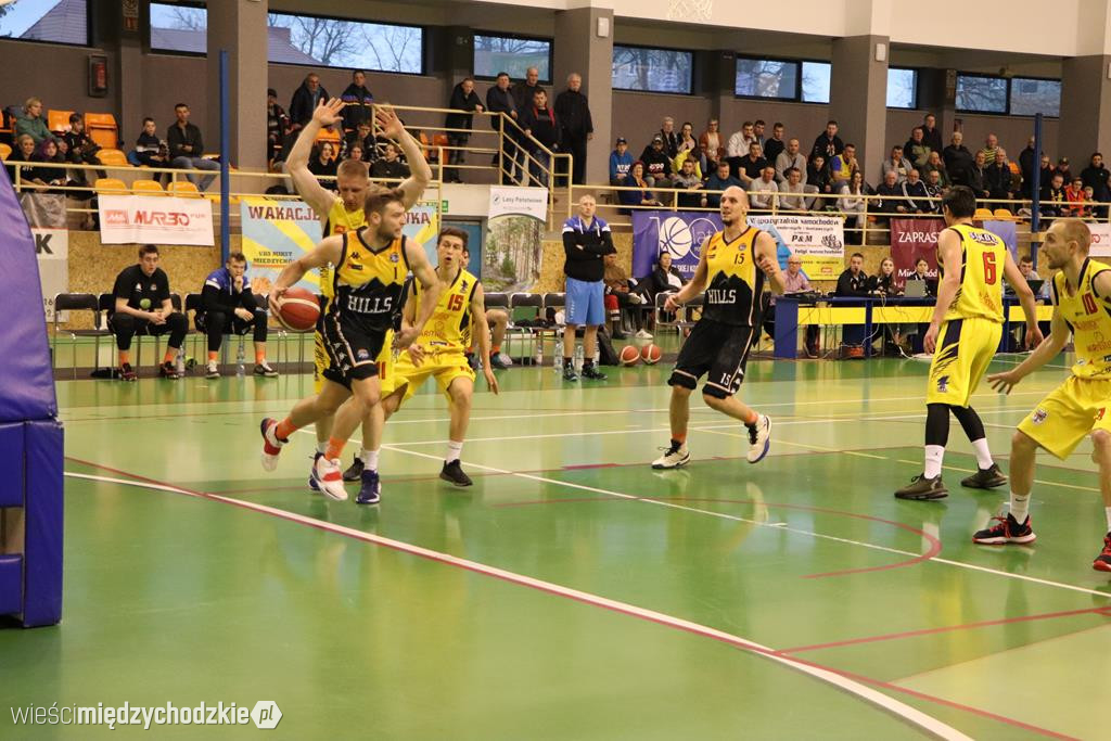 Sokół wygrywa Basket Hills Bielsko-Biała