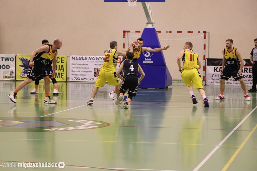Sokół wygrywa Basket Hills Bielsko-Biała