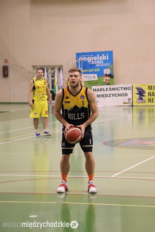 Sokół wygrywa Basket Hills Bielsko-Biała
