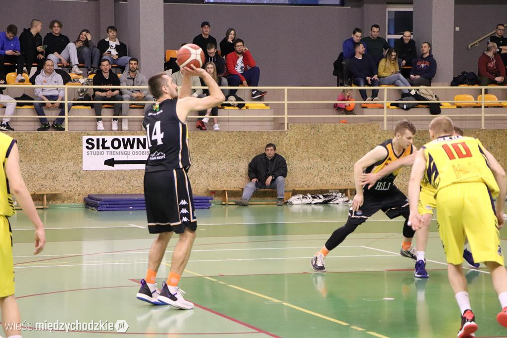 Sokół wygrywa Basket Hills Bielsko-Biała