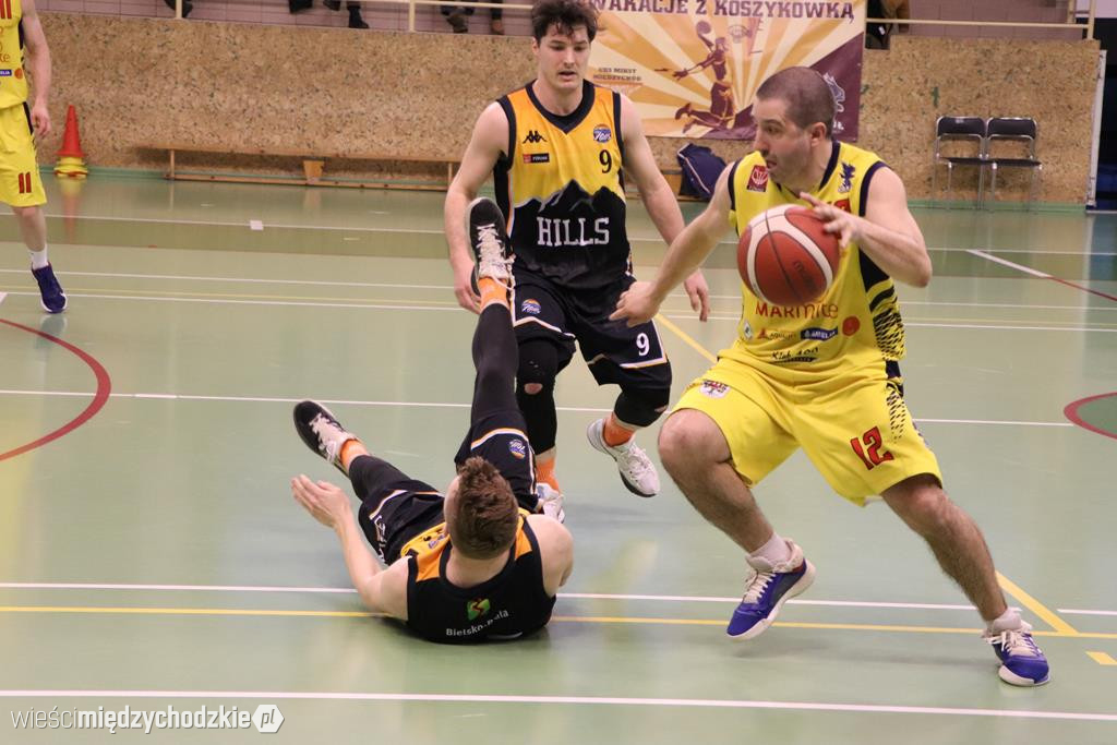 Sokół wygrywa Basket Hills Bielsko-Biała