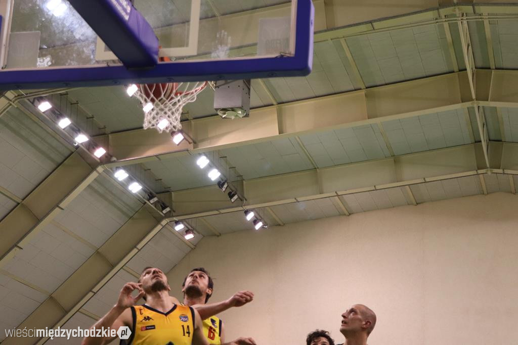 Sokół wygrywa Basket Hills Bielsko-Biała