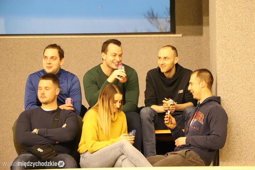 Sokół wygrywa Basket Hills Bielsko-Biała