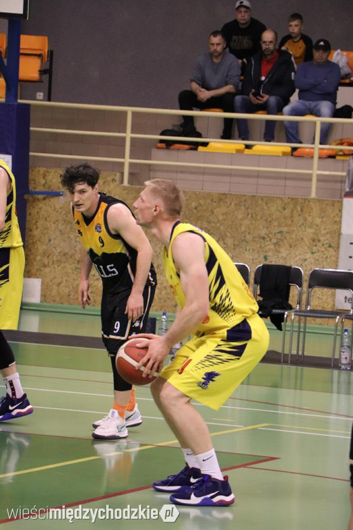 Sokół wygrywa Basket Hills Bielsko-Biała
