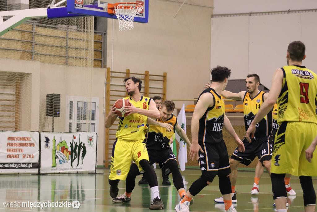 Sokół wygrywa Basket Hills Bielsko-Biała