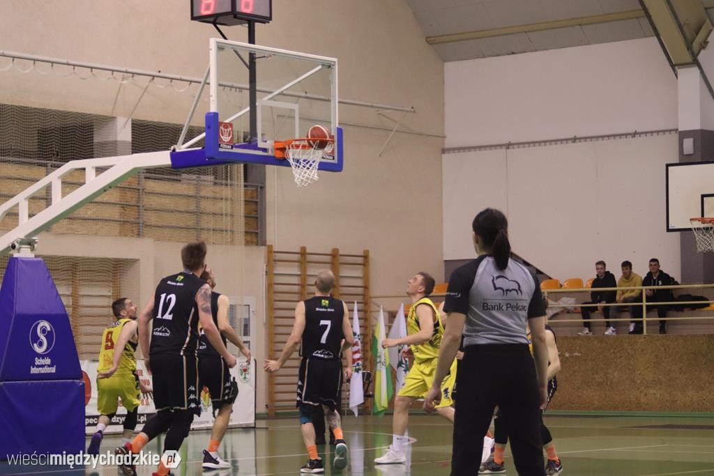 Sokół wygrywa Basket Hills Bielsko-Biała