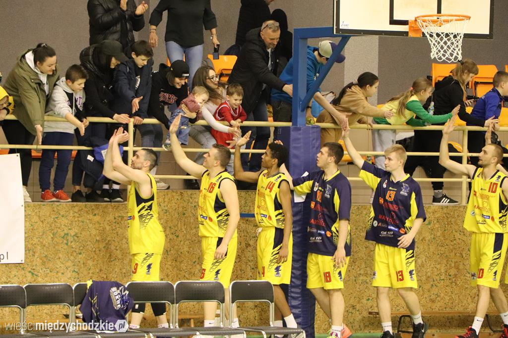 Sokół wygrywa Basket Hills Bielsko-Biała