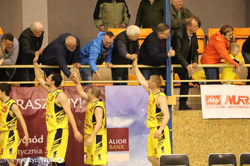 Sokół wygrywa Basket Hills Bielsko-Biała