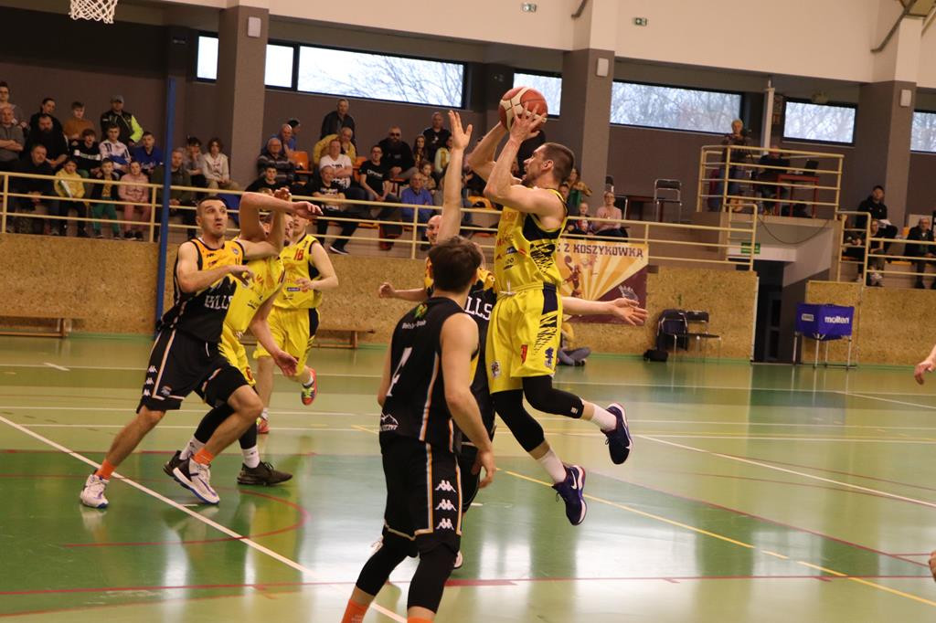 Koszykarze Sokoła Międzychód przegrywają play-off