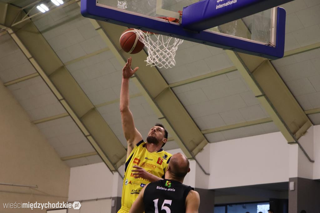Koszykarze Sokoła Międzychód przegrywają play-off