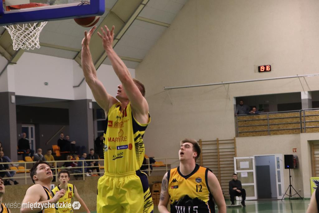 Koszykarze Sokoła Międzychód przegrywają play-off