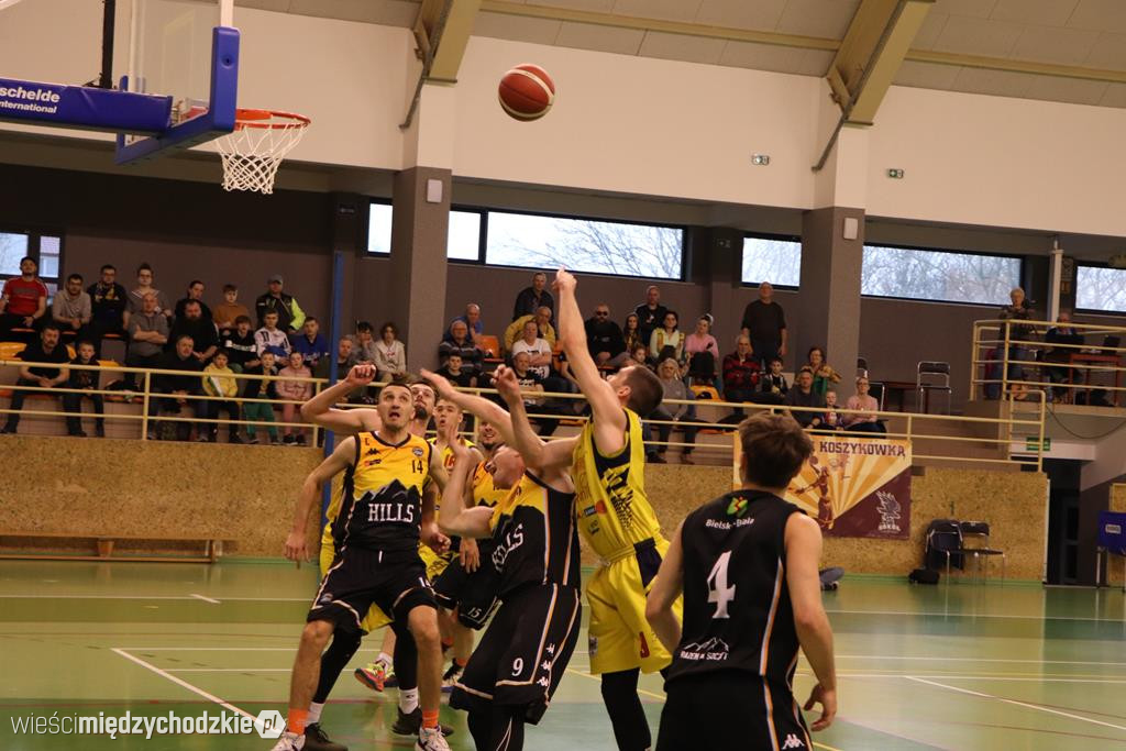 Koszykarze Sokoła Międzychód przegrywają play-off
