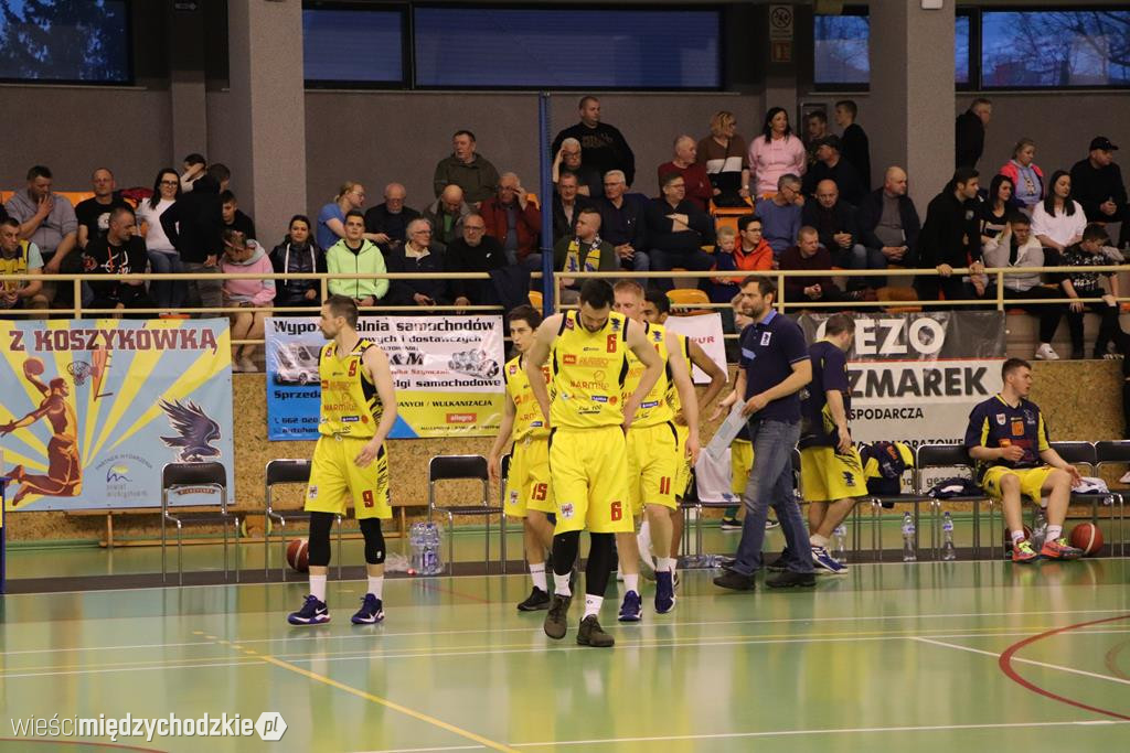 Koszykarze Sokoła Międzychód przegrywają play-off