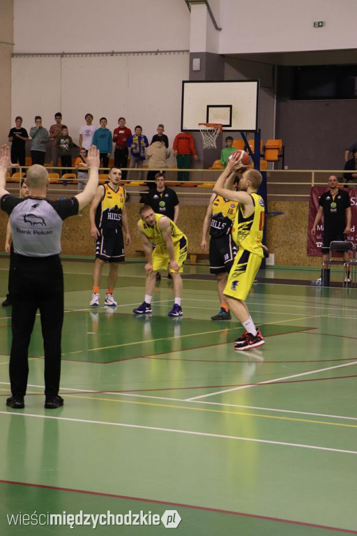 Koszykarze Sokoła Międzychód przegrywają play-off