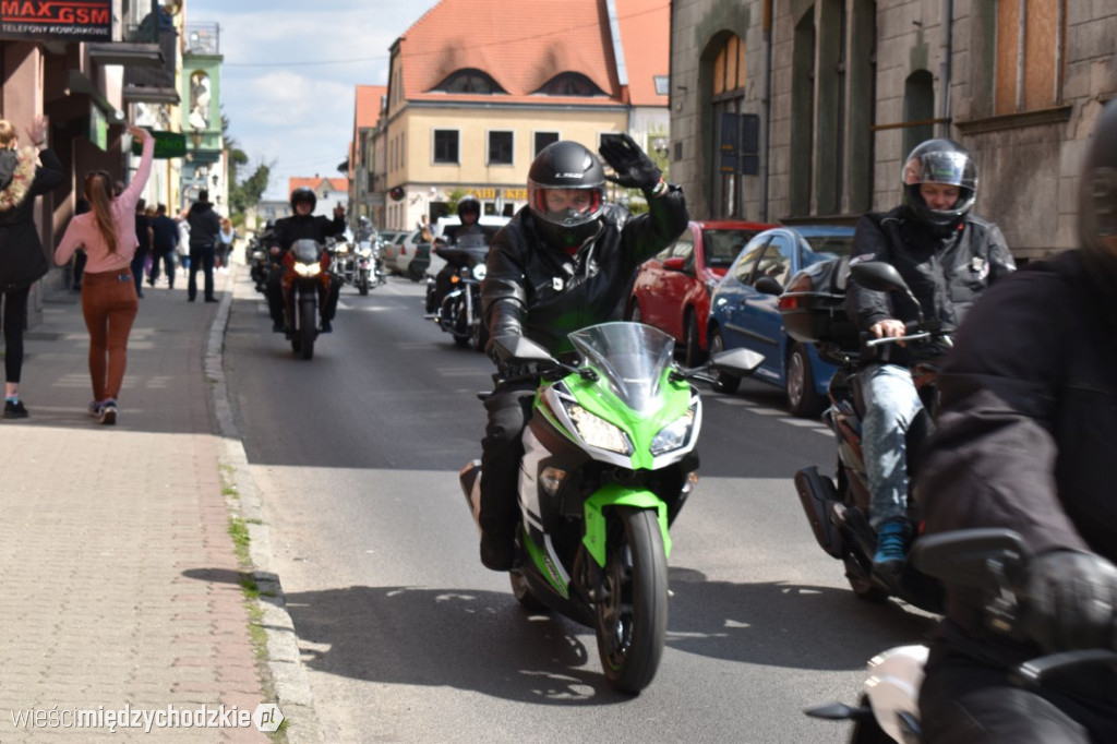 Parada motocyklowa w Międzychodzie