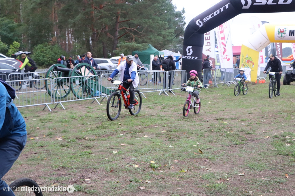 Charytatywny Maraton MTB w Mokrzcu