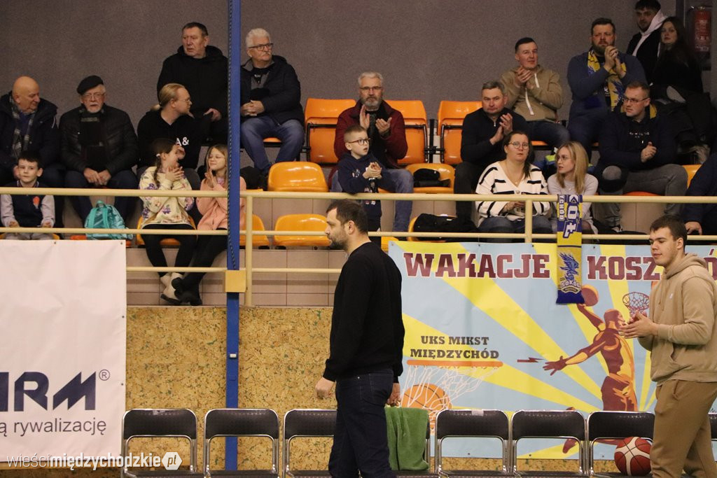 Sokół nadal niepokanany !