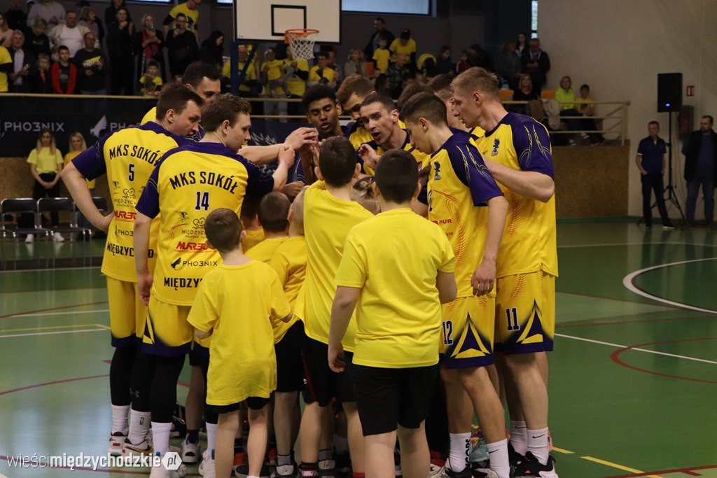 Sokół Międzychód nadal w grze