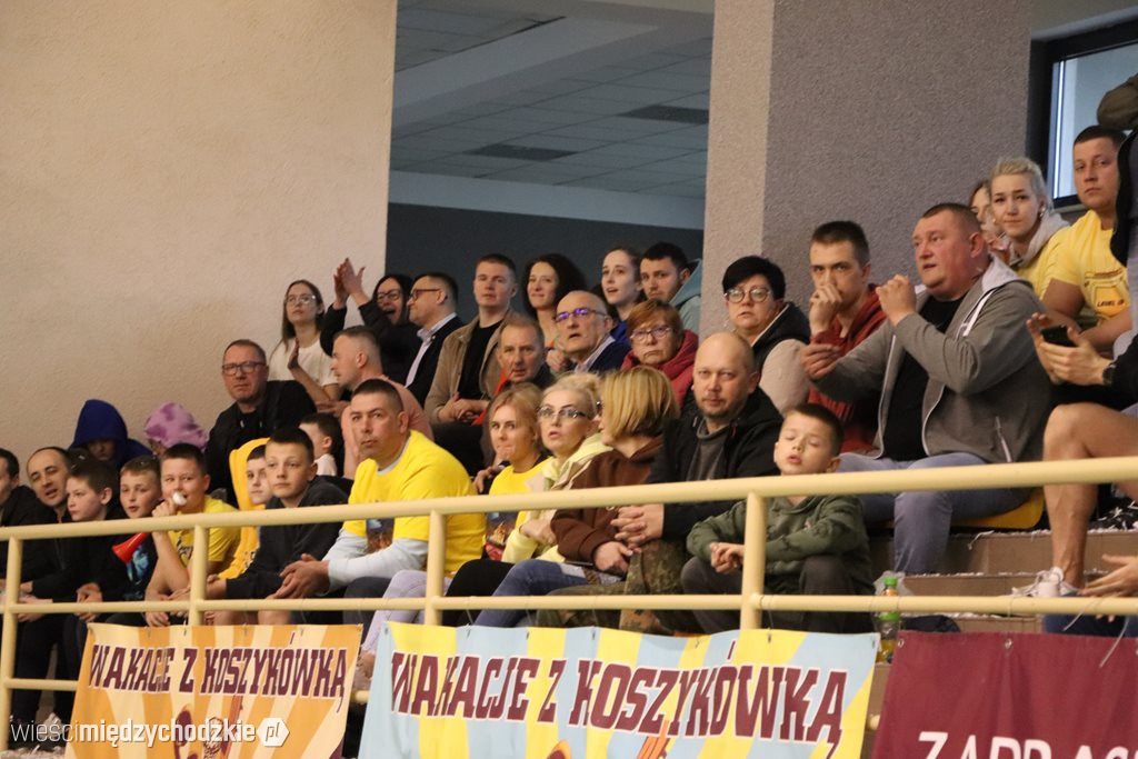 Sokół Międzychód nadal w grze