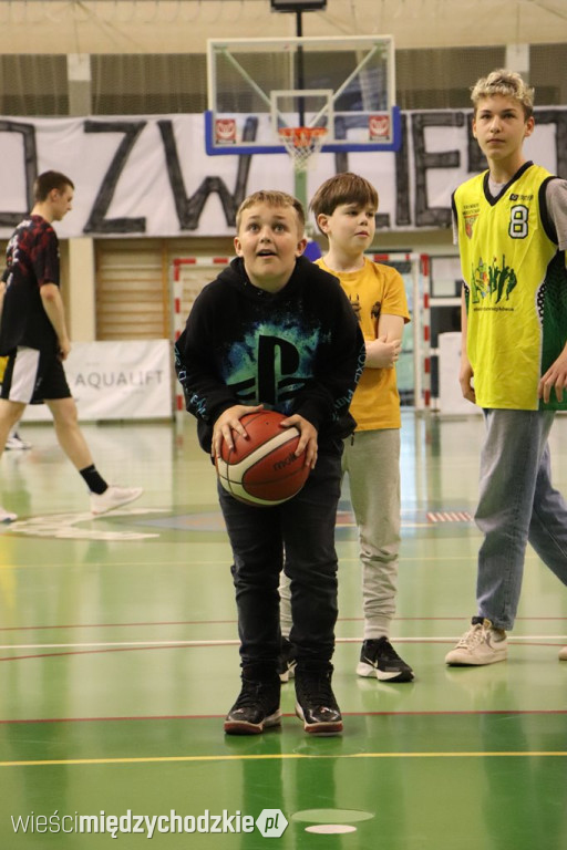 Sokół Międzychód nadal w grze