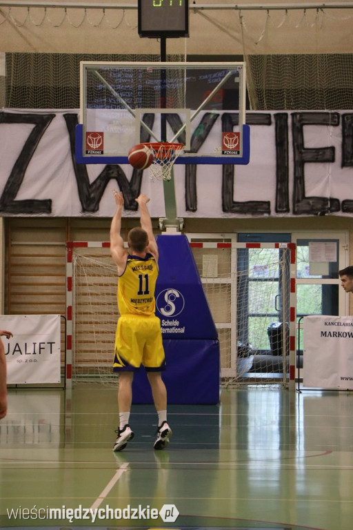 Sokół Międzychód nadal w grze